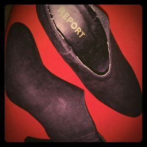 Brand new black "Report" suede anklets